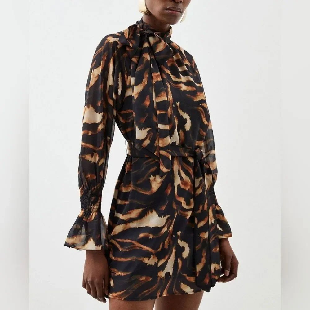 Karen Millen Petite Pleated Georgette Woven Animal Print Mini Dress Size 6P